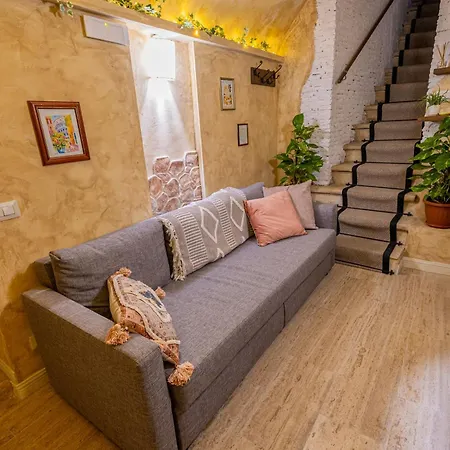 Charming Private Underground Retreat Self Check-in B * Rome
