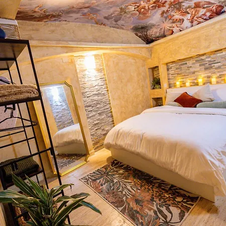 Charming Private Underground Retreat Self Check-in B * Rom